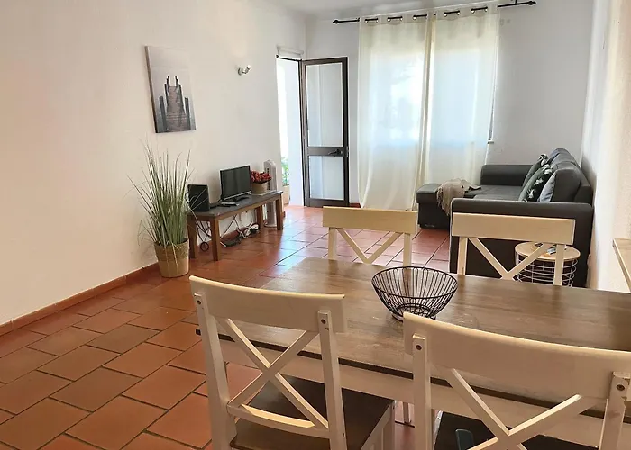 Apartamento Bem Localizado